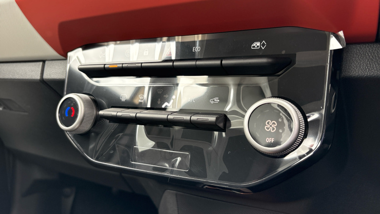 Dacia Spring 27kWh Expression 65 48kW 5dr Auto Electric Hatchback